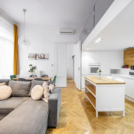 Charming & Elegant Grand Next To The Fashion St'